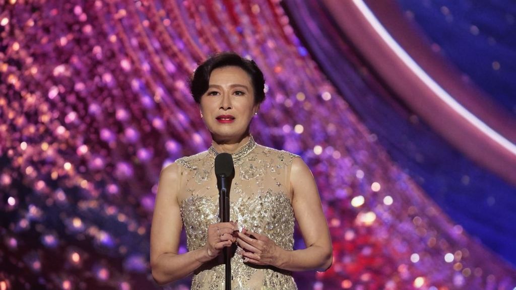 娱乐吃瓜酱杨迪因唐人街探案角色引发争议被质疑人缘王身份