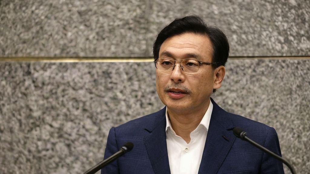 带你吃瓜搞笑娱乐设施遭遇娃娃亲传闻 吴彦祖与伍导萌娃合影引发猜测