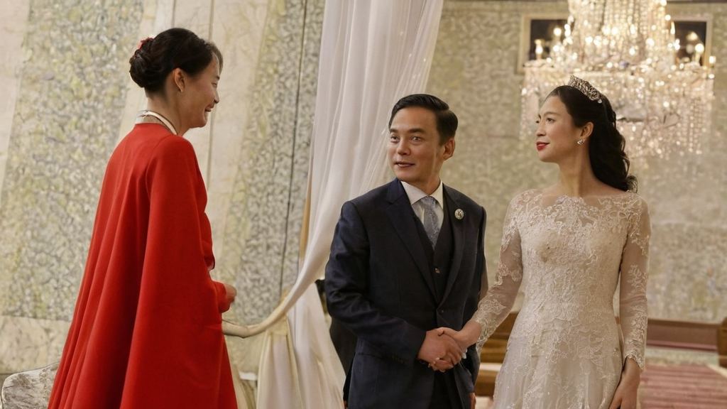 内幕曝光，网红美容师幕后推手让明星图软件加工变美引热议