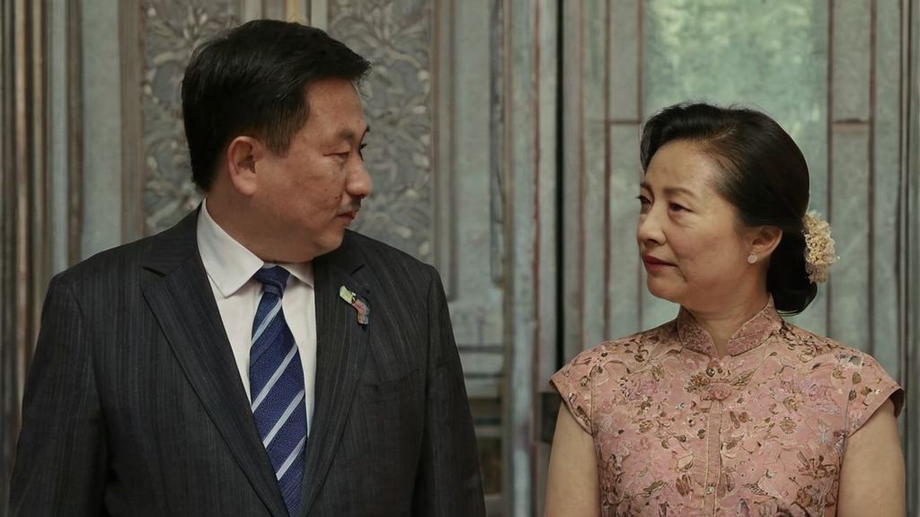 吃瓜使者揭秘娱乐圈背后的秘密与航拍中国的视觉冲击引发热议