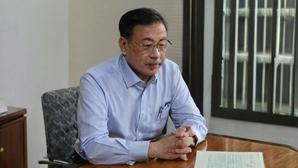 娱乐圈吃瓜壁纸高清下载中的徐峥亮相成为焦点 他的深圳旧照引发热议