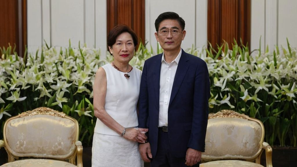 苏青时尚写真曝光宛如灵动精灵 与网红塌房事件形成鲜明对比