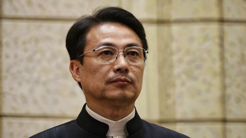 娱乐圈内部许多明星没人吃瓜，李宏毅微博“吃瓜”趣事引爆关注